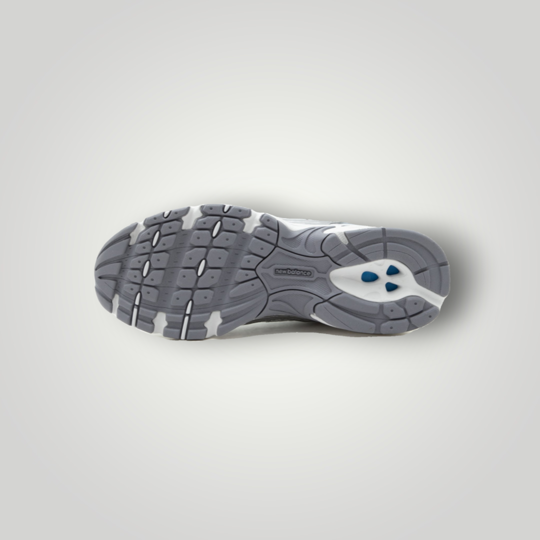 NDO Clothing New Balance U530 Sneaker Sohle in Grau mit rutschfestem Gummiprofil und ABZORB-Dämpfung