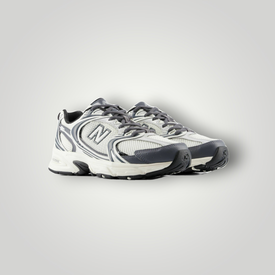 NDO Clothing New Balance U530 Sneaker in Sea Salt und Magnet mit Mesh-Obermaterial und Schnürung