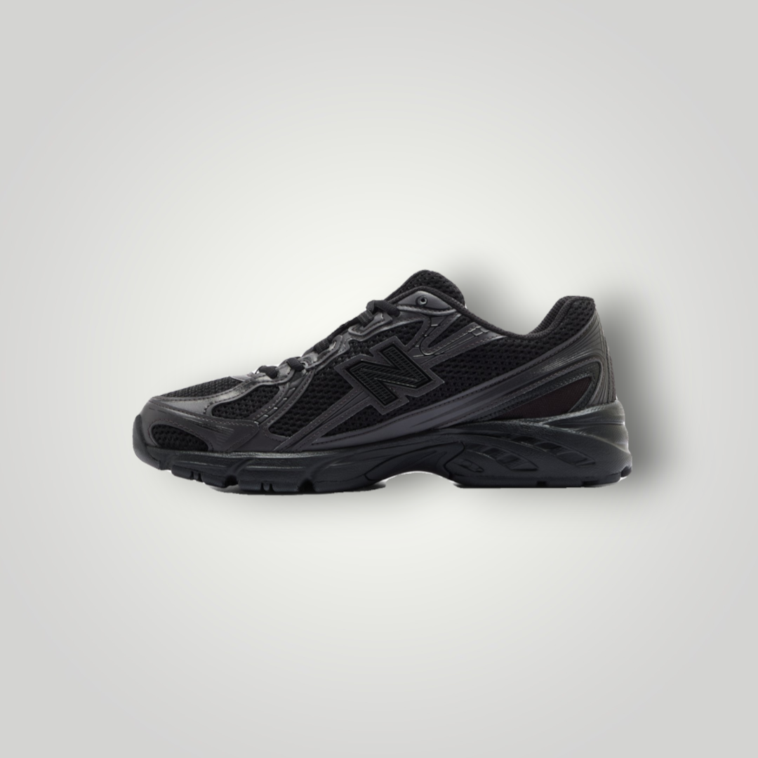 New Balance 740