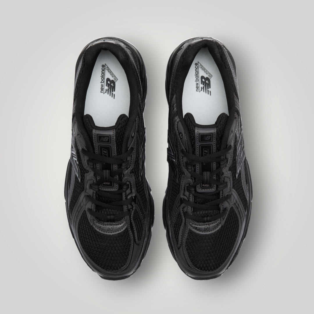 New Balance 740