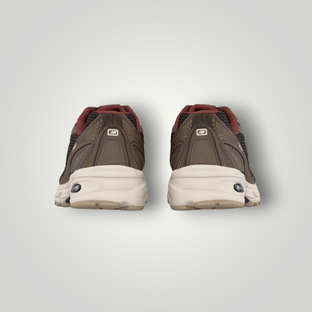 NDO Clothing New Balance U740 Sneaker in Braun mit Mesh-Details und Abzorb-Dämpfung, Rückansicht