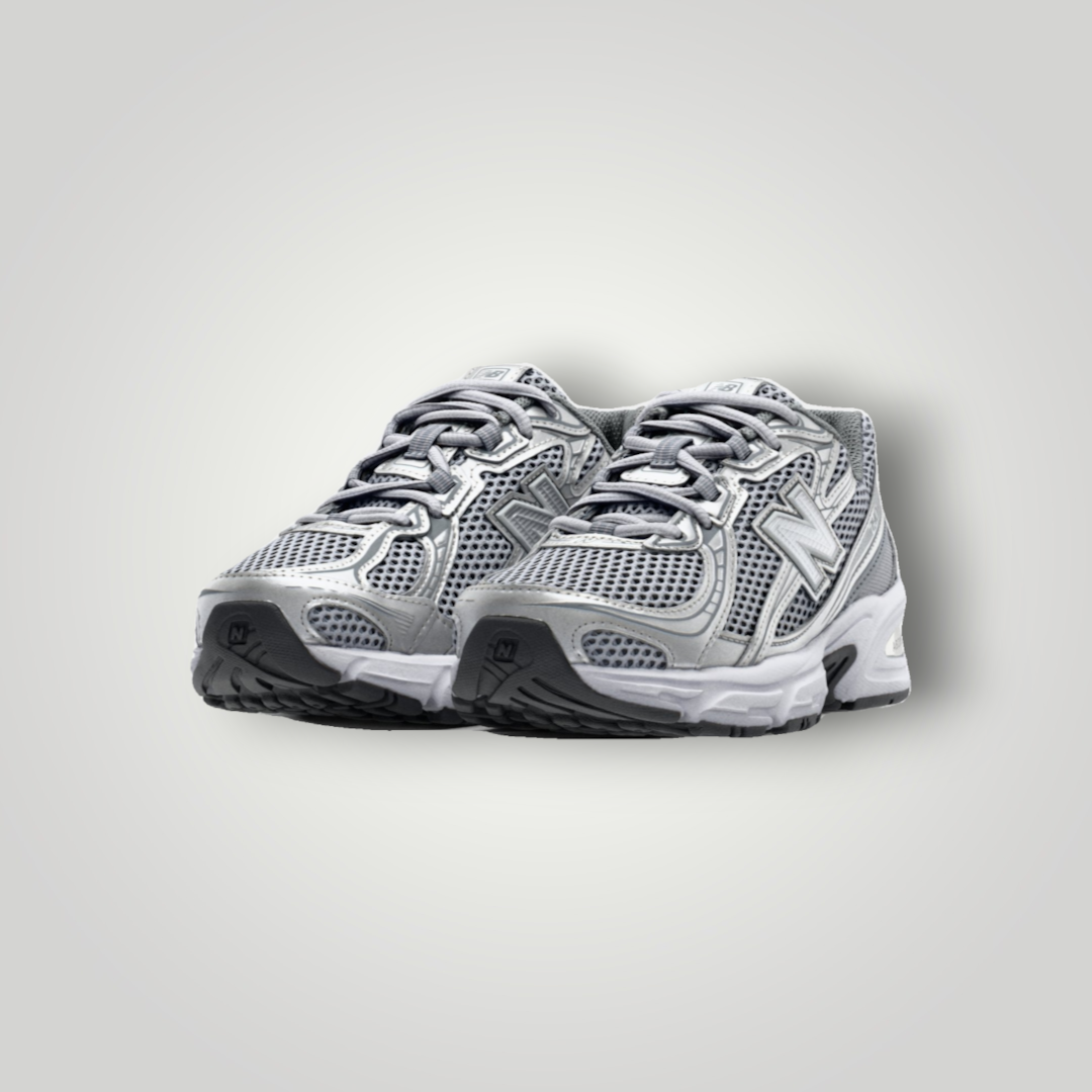 NDO Clothing New Balance U740 Sneaker in Grau und Silber mit Mesh-Obermaterial und Abzorb-Dämpfung