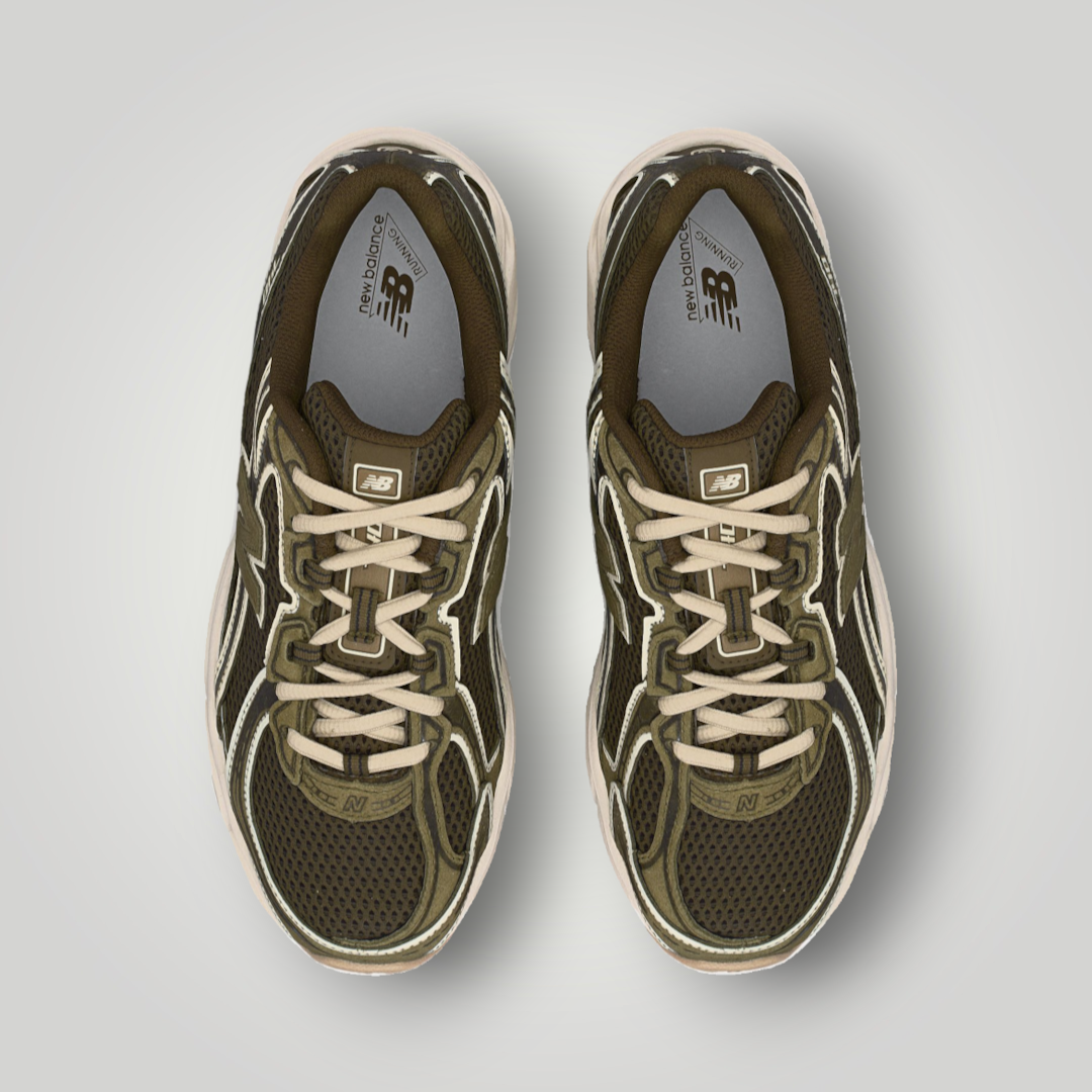 NDO Clothing New Balance U740 Sneaker in Khaki aus Mesh und Leder mit Schnürung in der Draufsicht