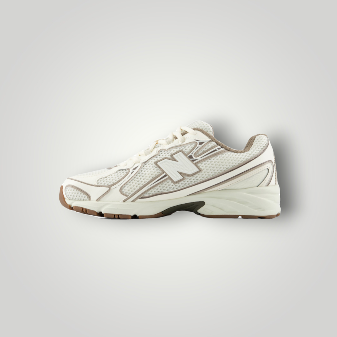 NDO Clothing New Balance U740 Sneaker in Off-White und Braun aus Mesh mit Abzorb-Dämpfung und flacher Sohle