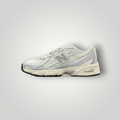 NDO Clothing New Balance U740 Sneaker in Sea Salt und Truffle Salt mit Mesh-Obermaterial und Abzorb-Dämpfung