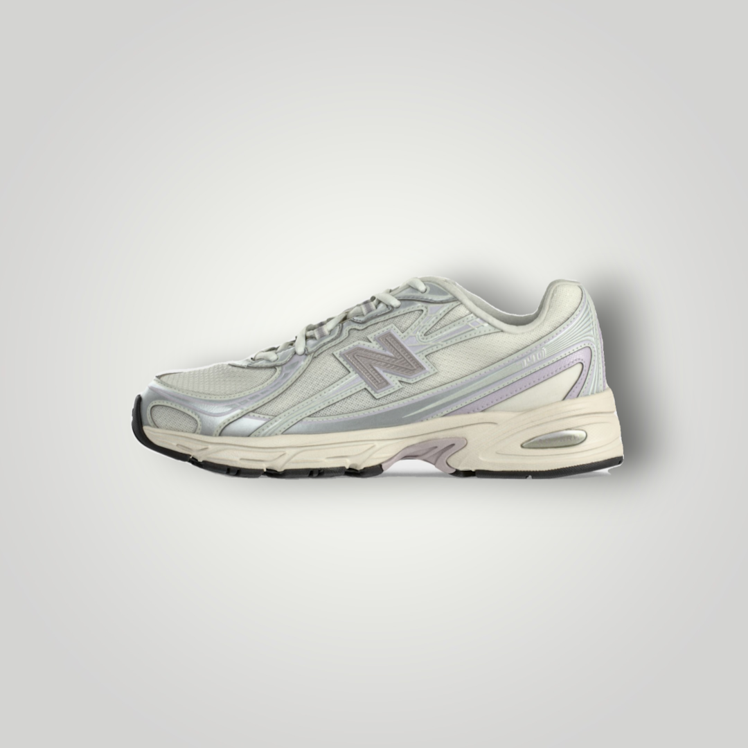 New Balance U740