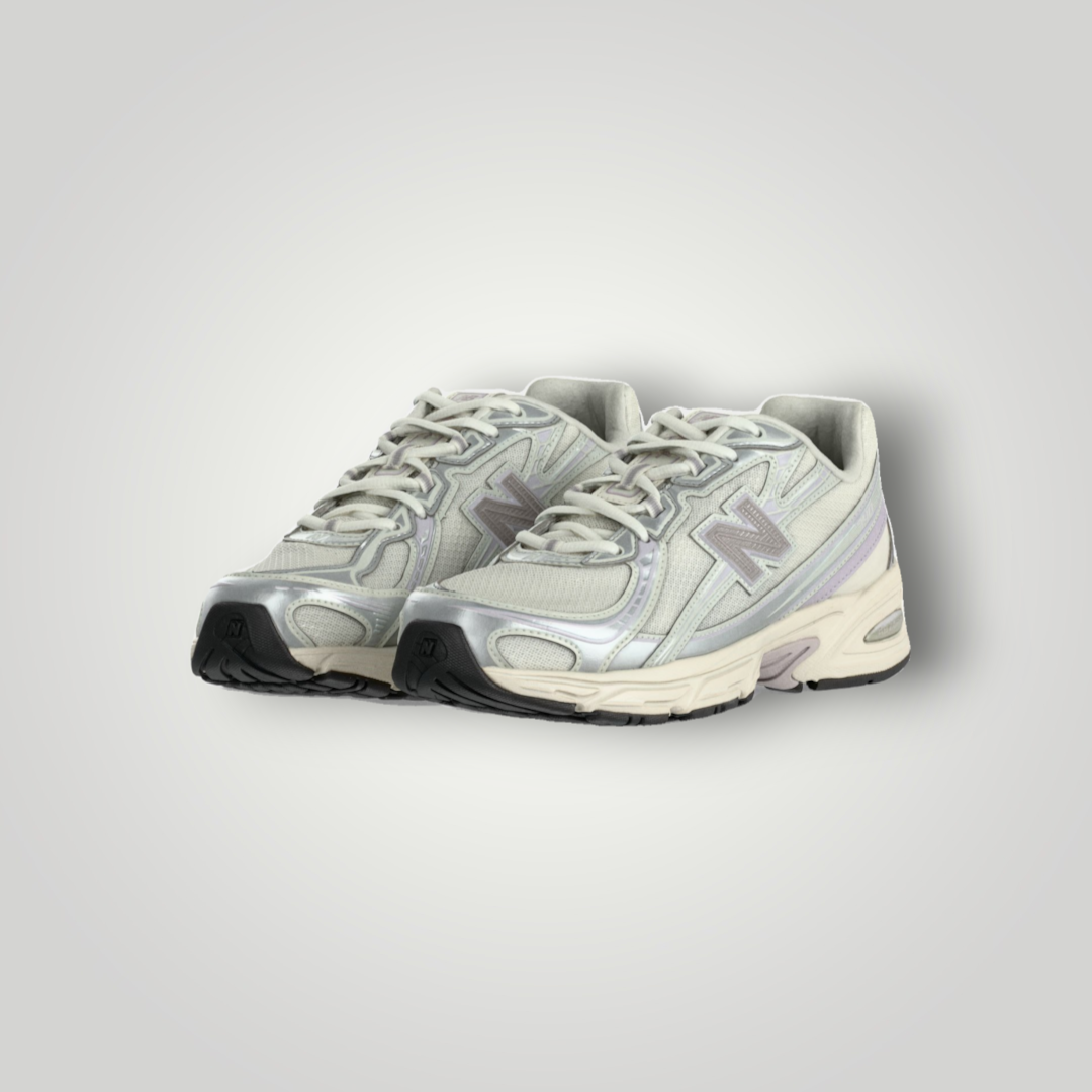 New Balance U740