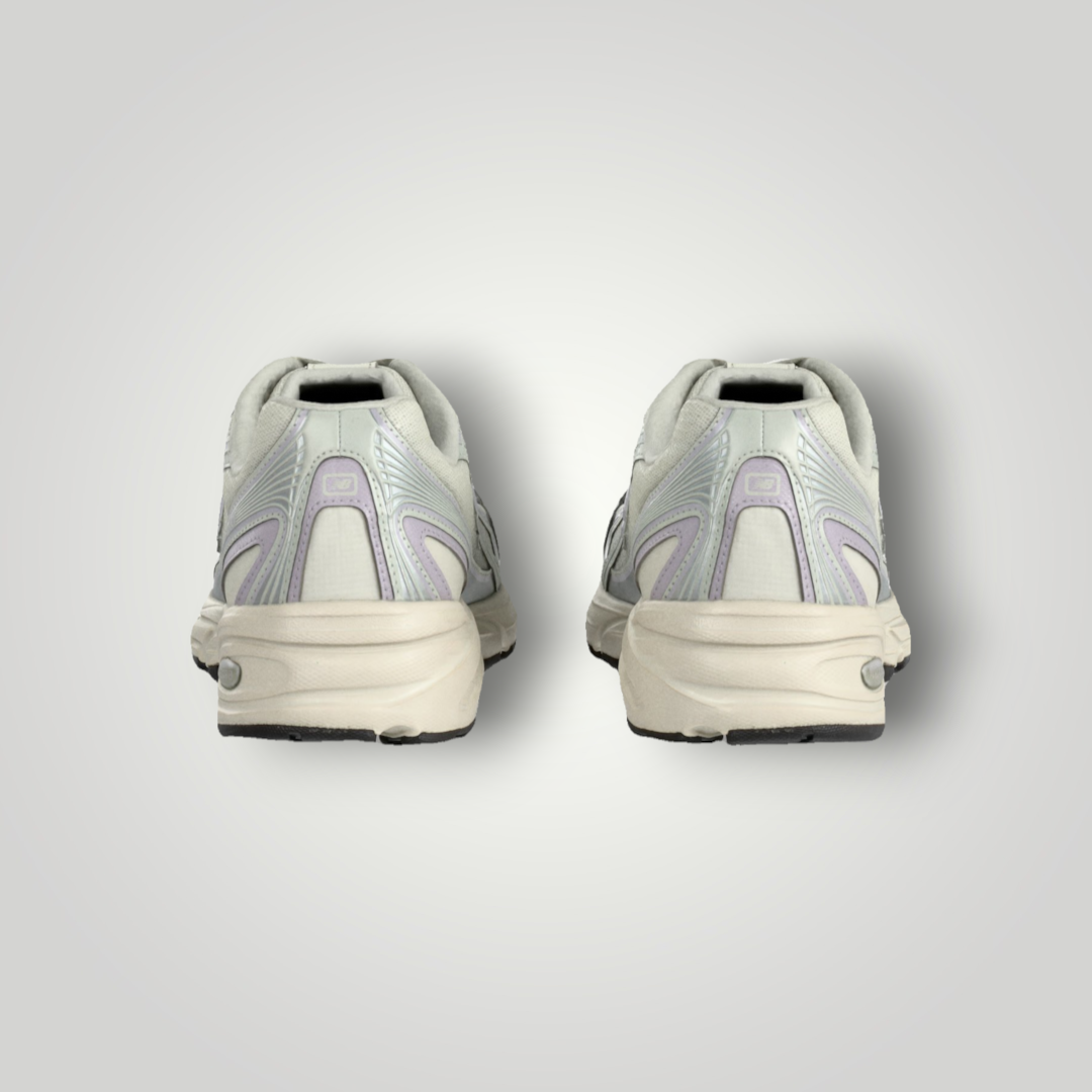 New Balance U740