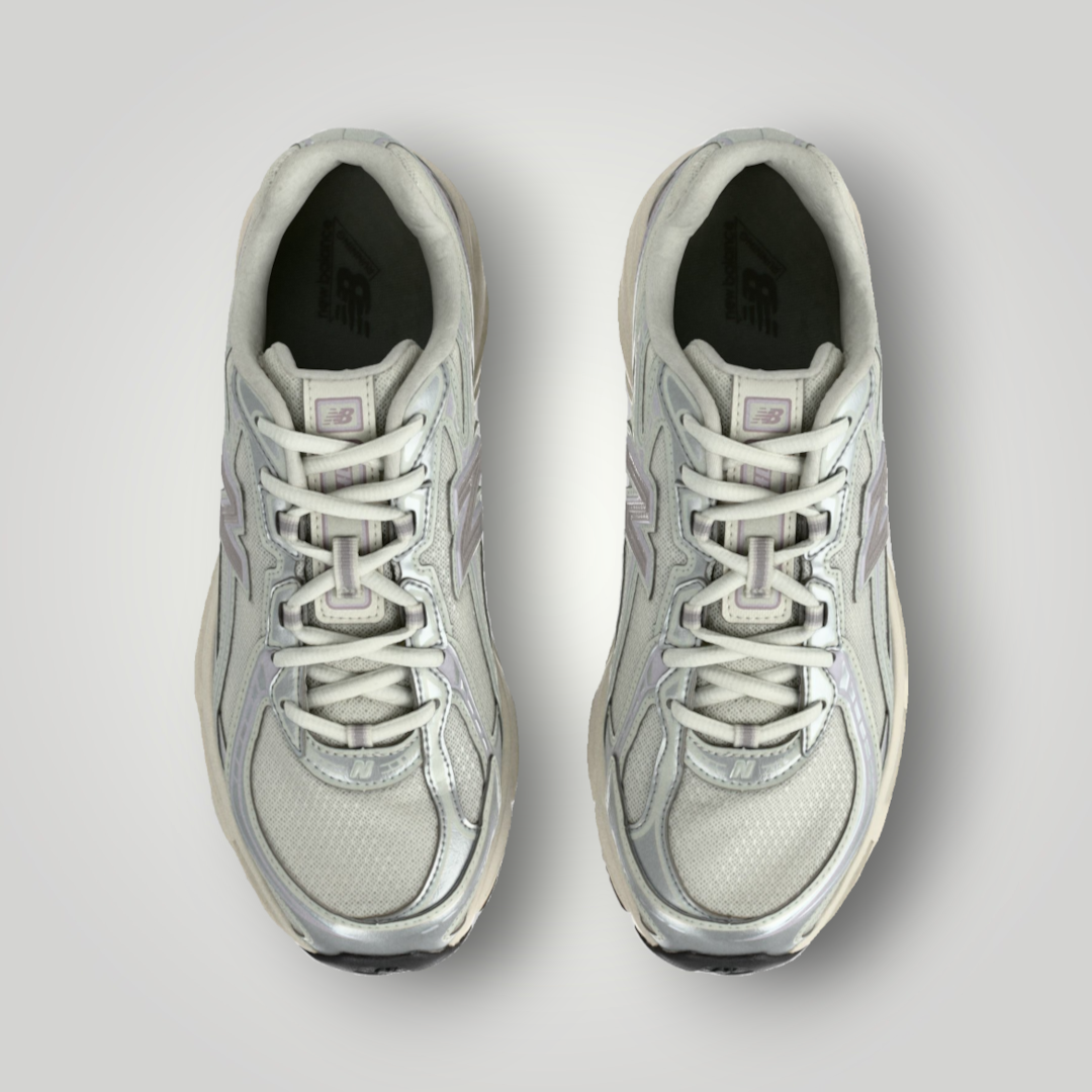 New Balance U740