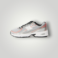 NDO Clothing New Balance U740 Sneaker in Silber und Rot mit Mesh-Obermaterial, Schnürung und ABZORB-Sohle