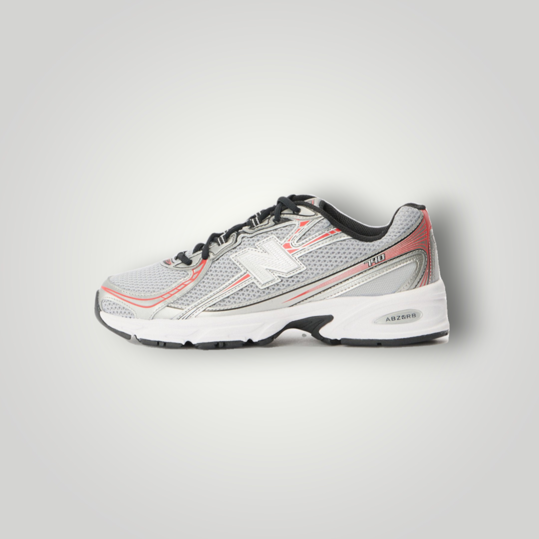 NDO Clothing New Balance U740 Sneaker in Silber und Rot mit Mesh-Obermaterial, Schnürung und ABZORB-Sohle
