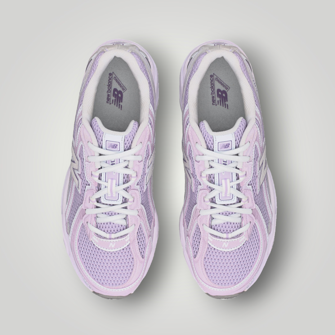 NDO Clothing New Balance U740 Unisex Sneaker in Violett aus Mesh und Leder mit Schnürung in der Draufsicht