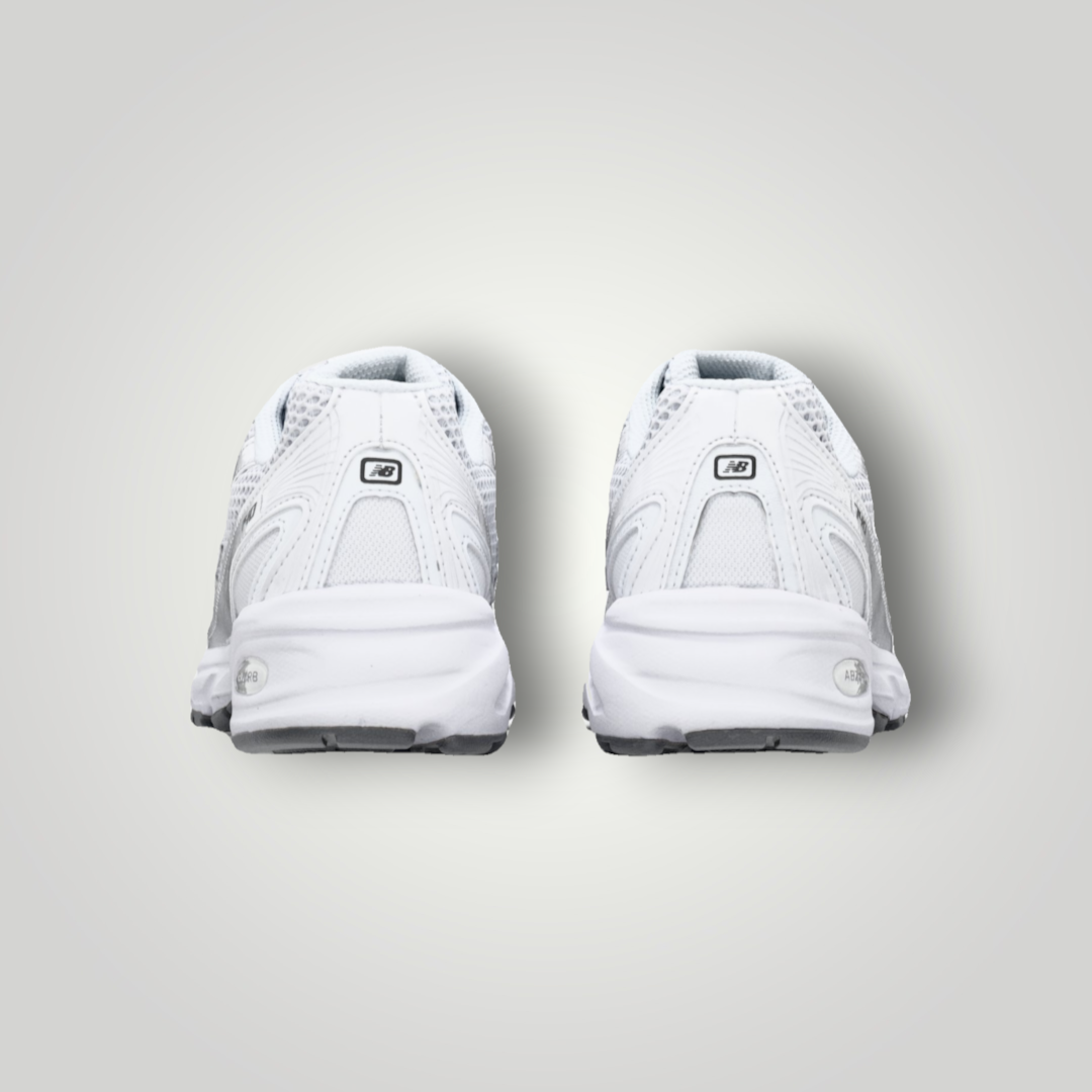 New Balance U740