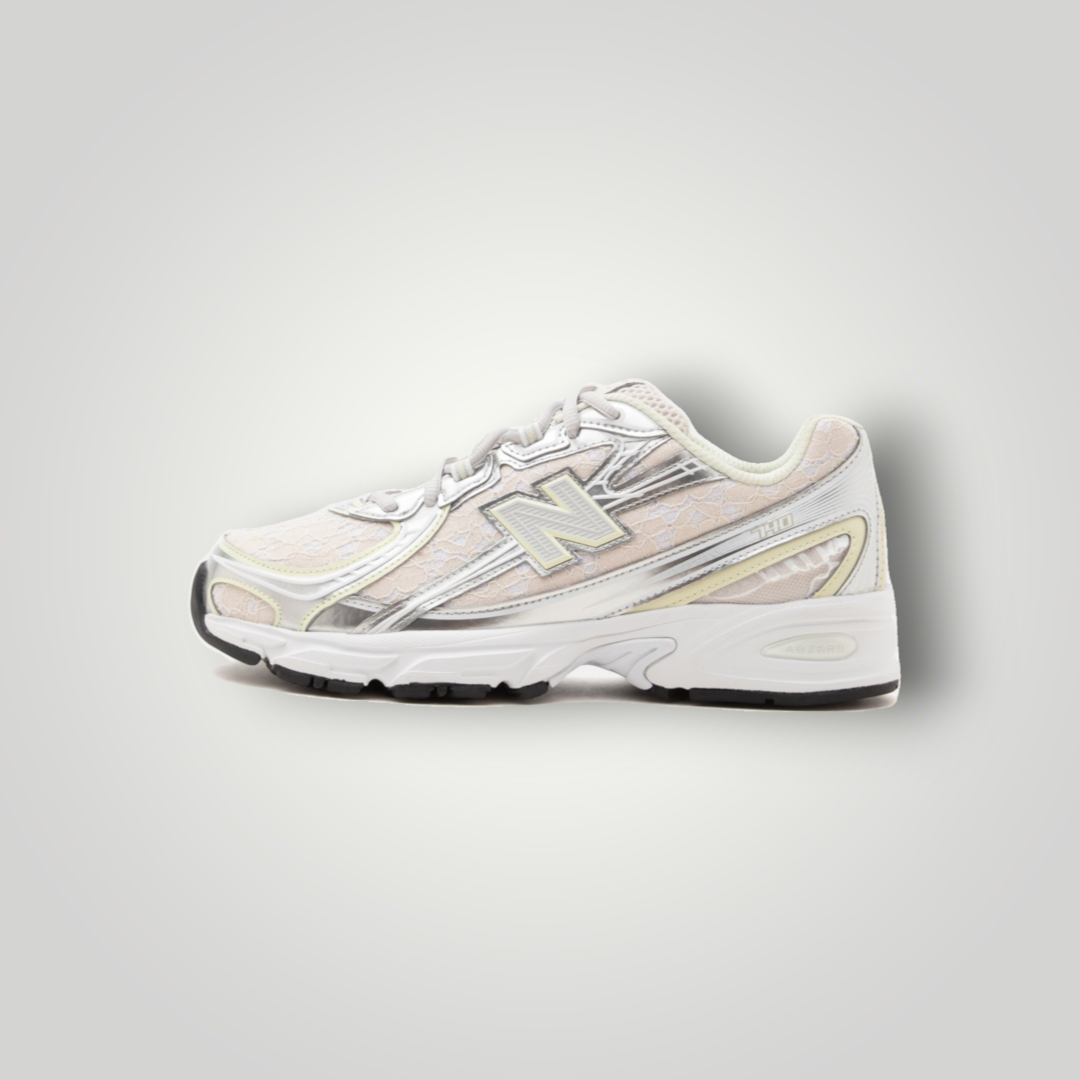 New Balance U740