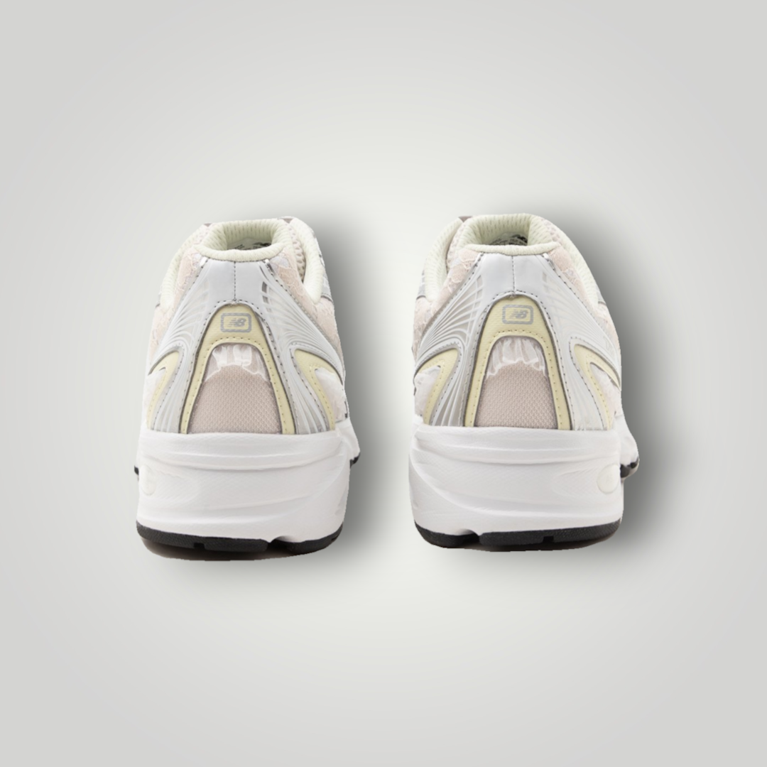 New Balance U740