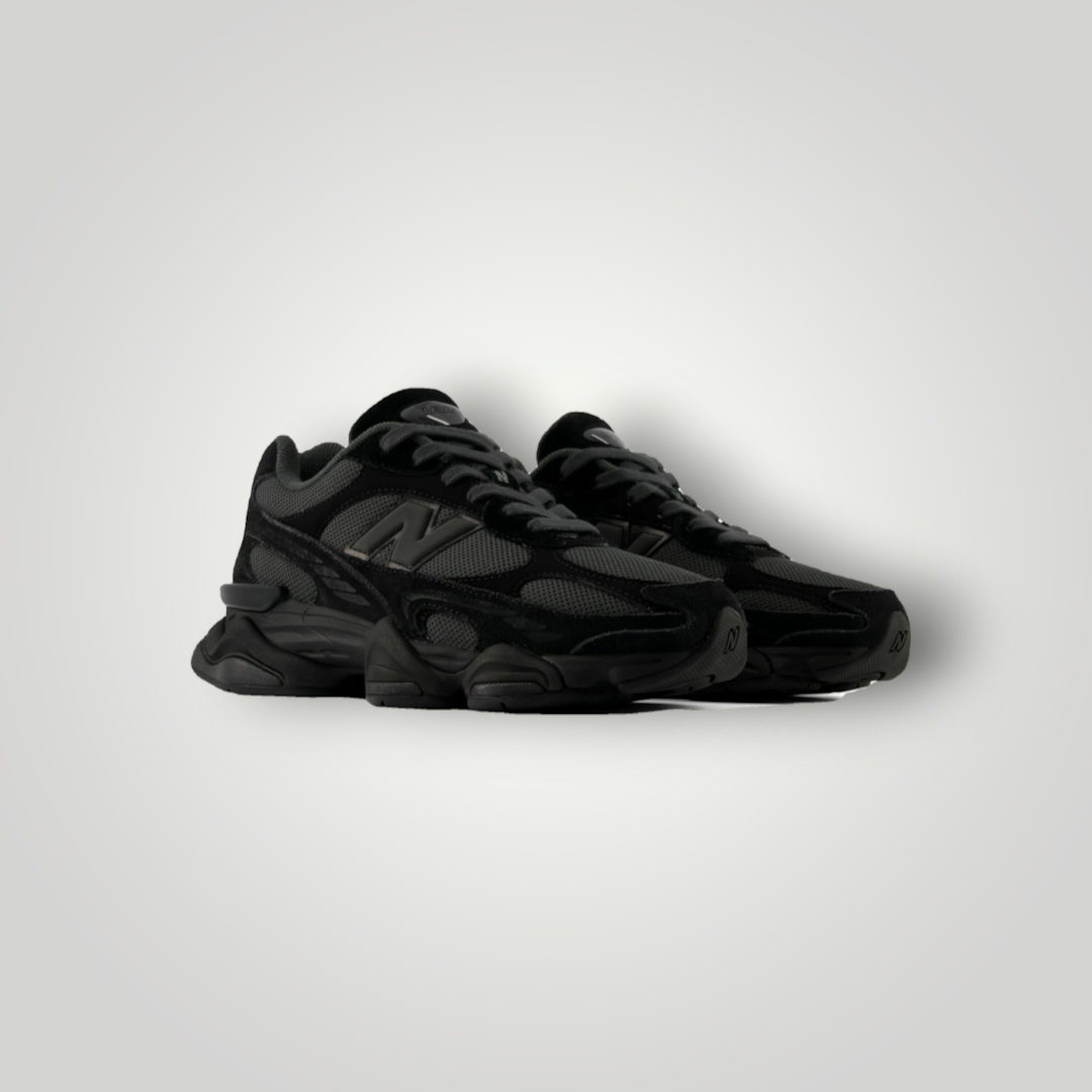 NDO Clothing New Balance U9060 Sneaker in Schwarz aus Veloursleder mit Abzorb-Dämpfung und Schnürung
