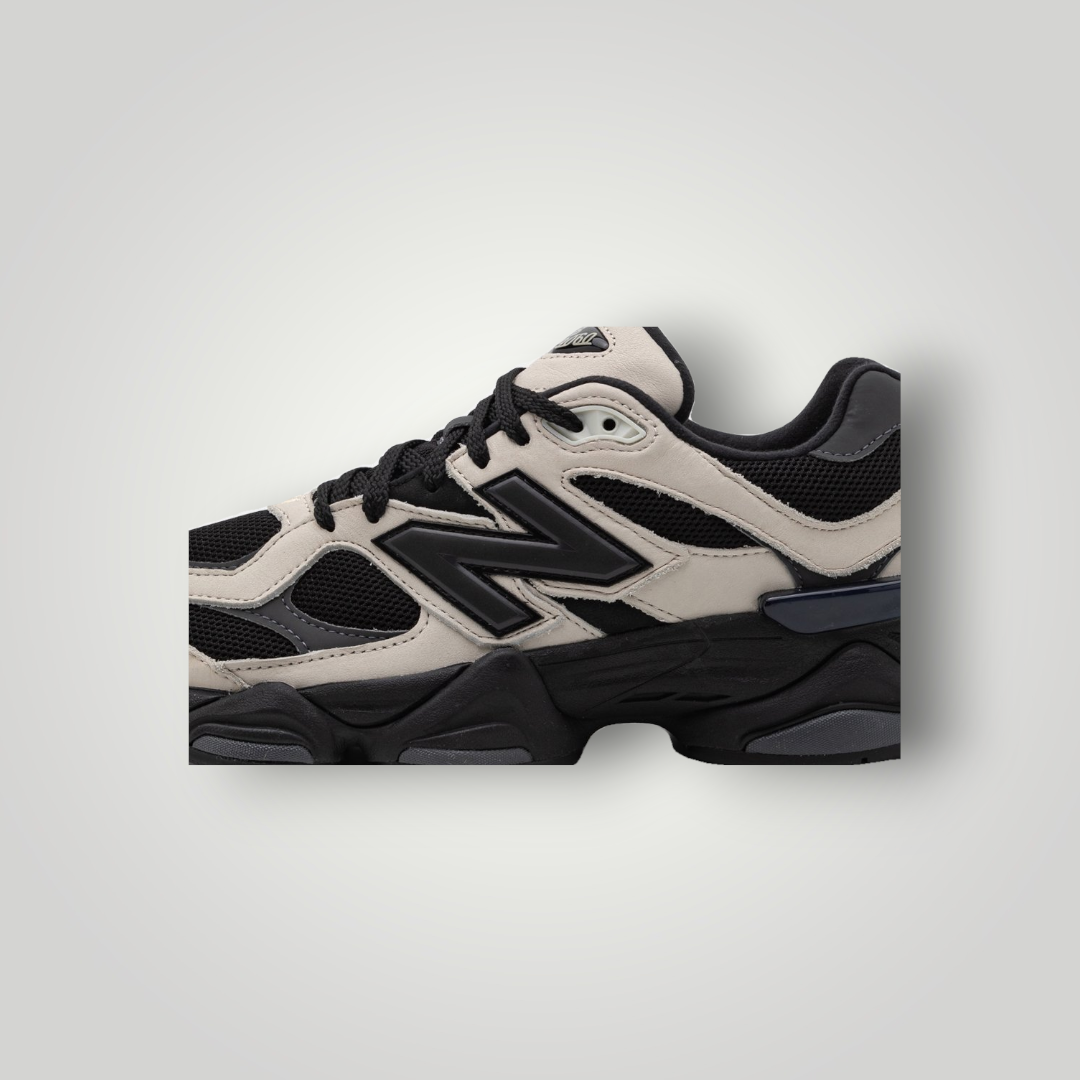 NDO Clothing New Balance U9060 Sneaker in Schwarz und Off-White aus Leder und Mesh mit markantem N-Logo