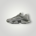 NDO Clothing New Balance U9060 Sneaker in Harbor Grey und Slate Grey aus Veloursleder mit Abzorb-Dämpfung