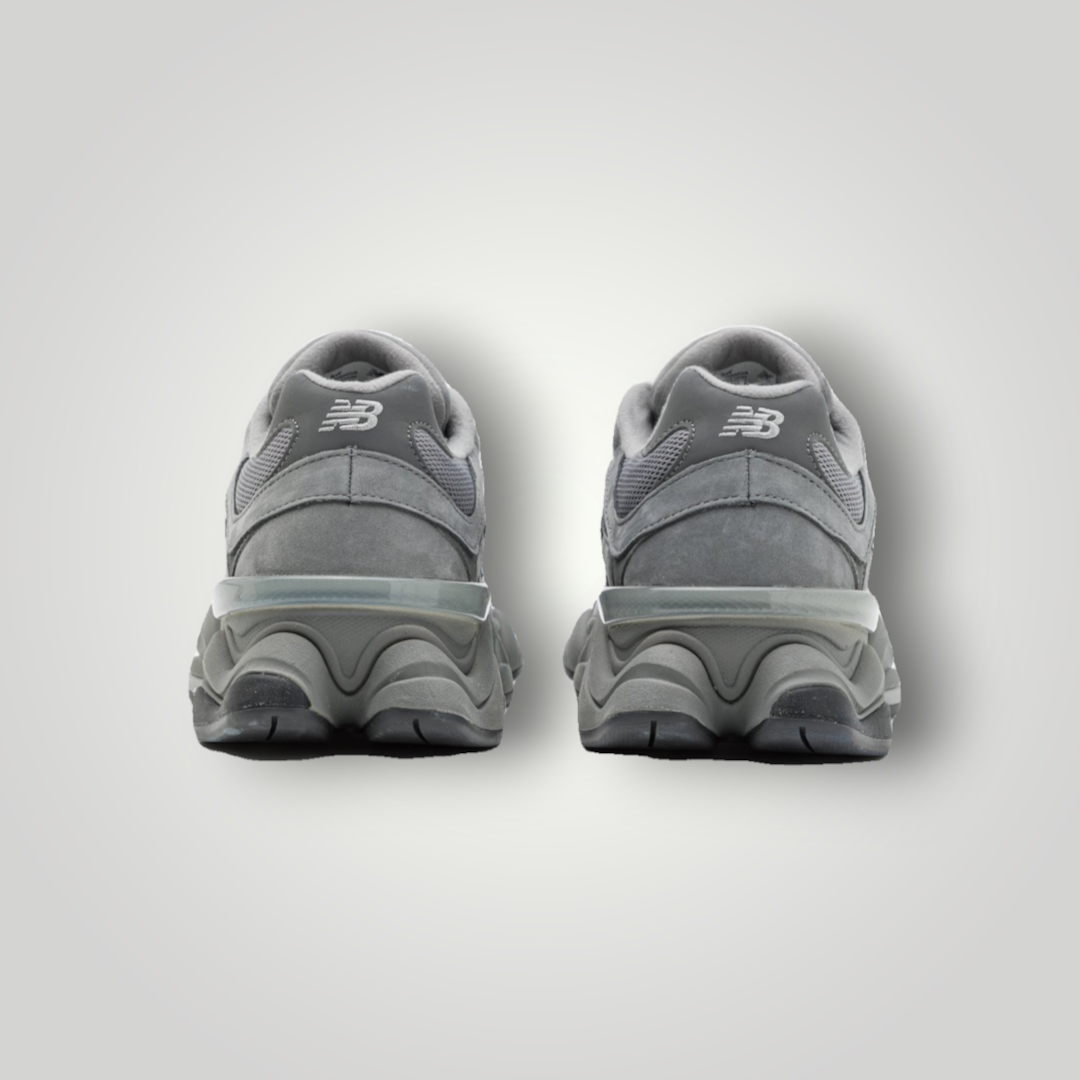 NDO Clothing New Balance U9060 Sneaker in Shadow Grey mit Wildleder- und Mesh-Details, Rückansicht