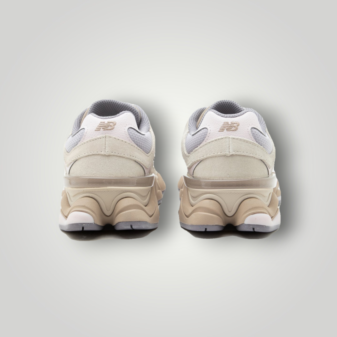 NDO Clothing New Balance U9060 Sneaker in Timberwolf und Driftwood, Rückansicht mit Wildleder und Mesh Details
