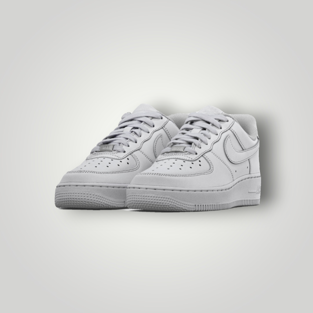NDO Clothing Nike Air Force 1 07 Sneaker in Weiß aus Leder mit flacher Sohle und Schnürung
