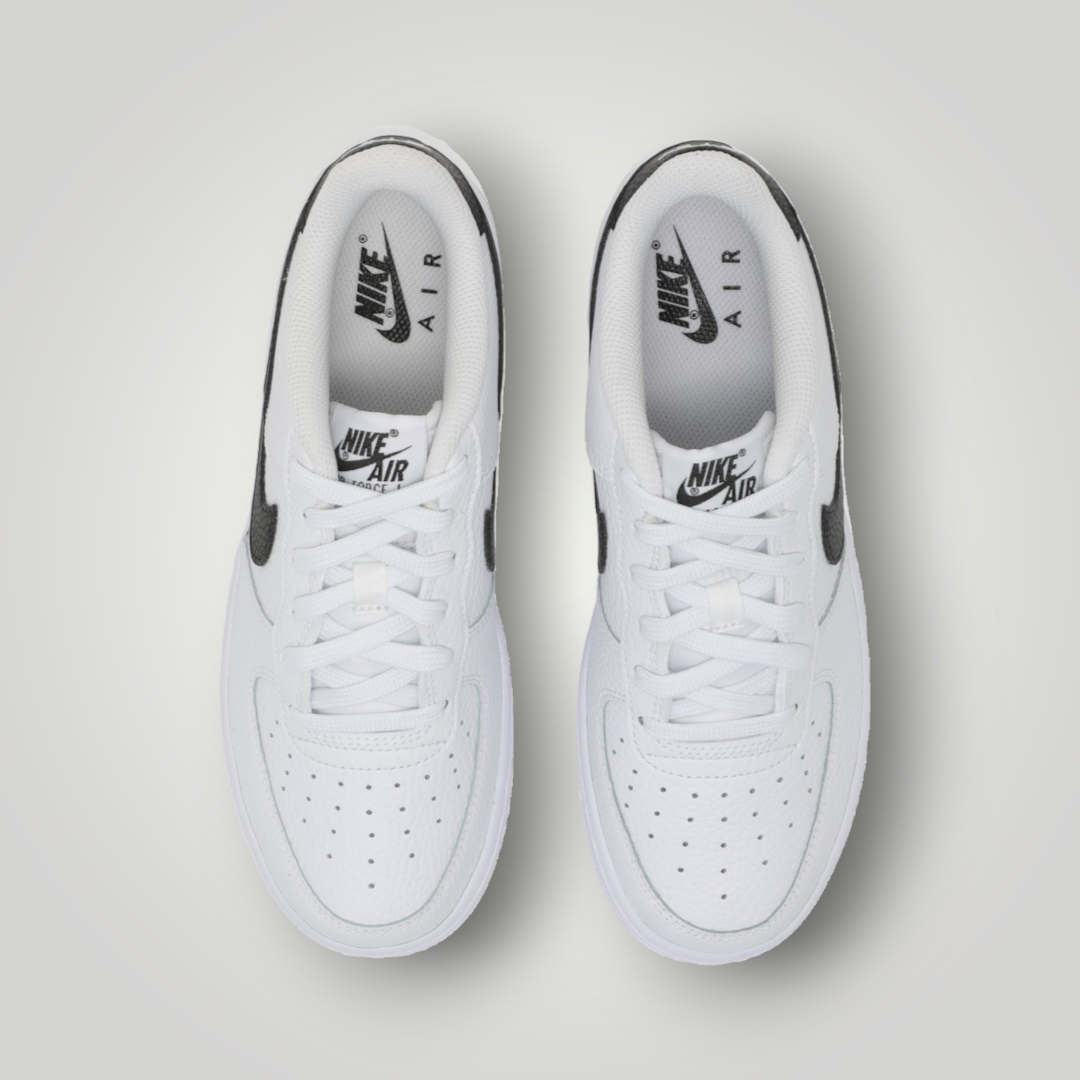 NDO Clothing Nike Air Force 1 Sneaker in Weiß und Schwarz aus Leder mit Schnürung und runder Schuhspitze