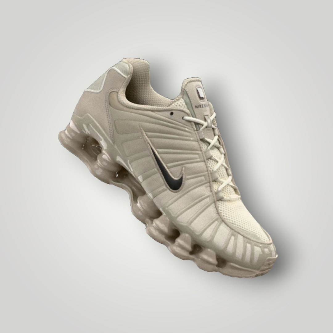 NDO Clothing Nike Shox TL Sneaker in Creme und Schwarz mit Mesh-Obermaterial und markanter mechanischer Dämpfung
