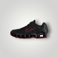 NDO Clothing Nike Sportswear SHOX TECH Sneaker in Schwarz mit roten Akzenten und charakteristischer Shox-Dämpfung