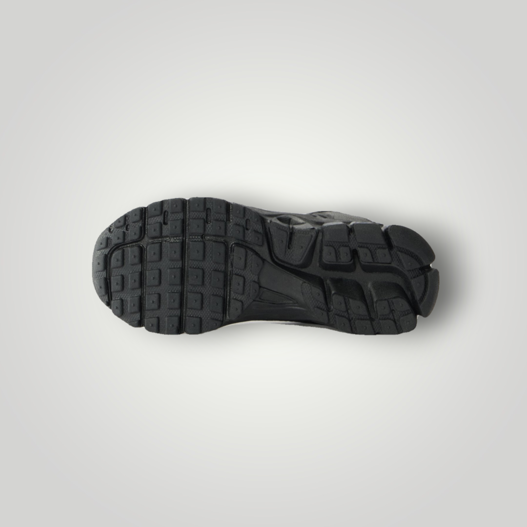 NDO Clothing Nike Sportswear Vomero 5 Sneaker mit schwarzer, profilierter Gummilaufsohle für optimalen Halt
