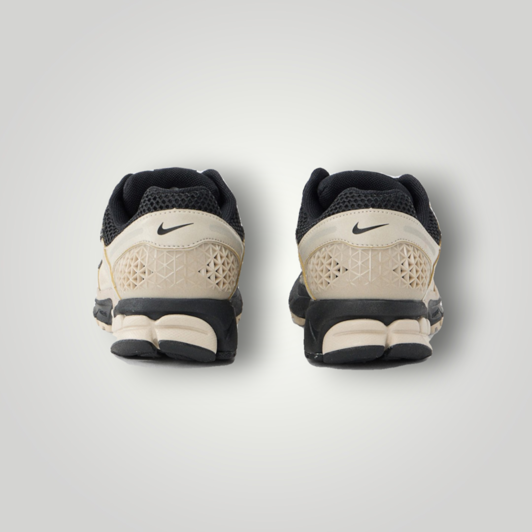 Nike ZOOM VOMERO 5