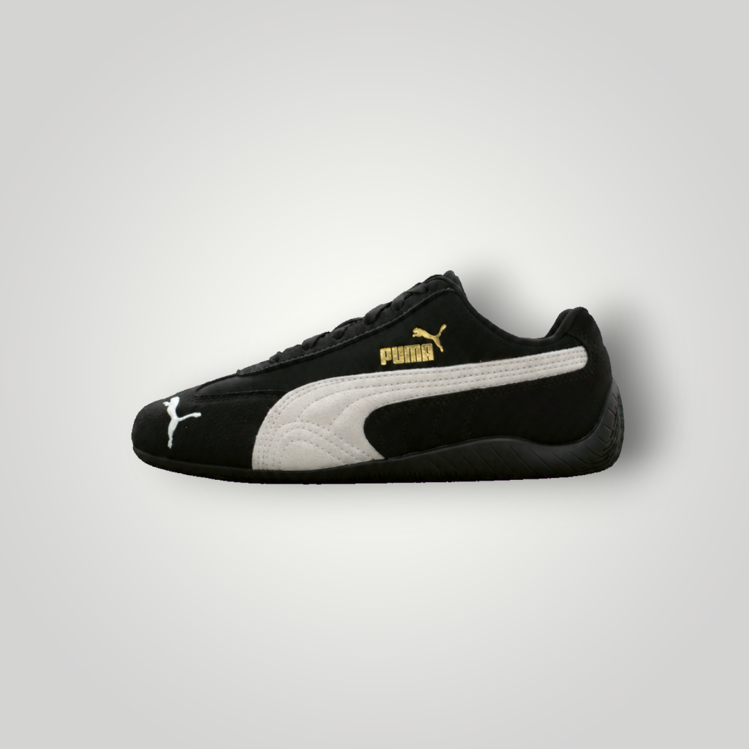 NDO Clothing Puma Speedcat OG JR Unisex Sneaker aus schwarzem Veloursleder mit weißem Formstrip und goldenem Logo