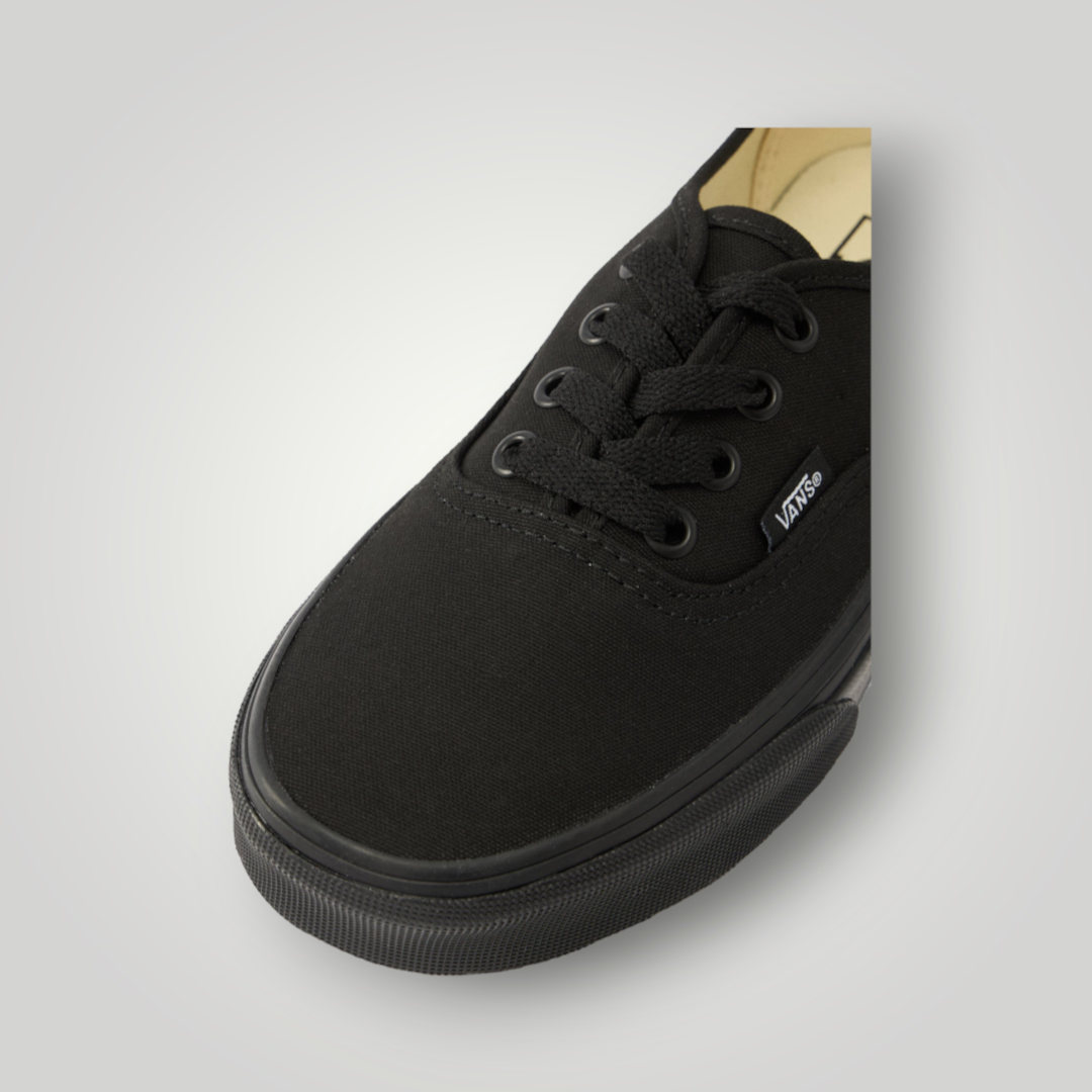 NDO Clothing Vans Authentic Unisex Sneaker in Schwarz aus Canvas mit Schnürung und abriebfester Sohle
