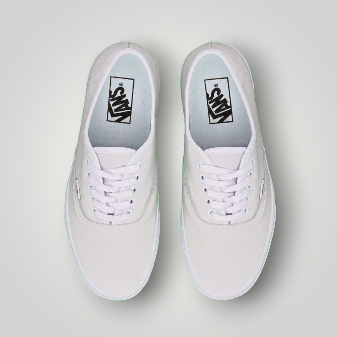 NDO Clothing Vans Authentic Sneaker in Weiß aus Nubukleder mit Schnürung und flacher Sohle in der Draufsicht