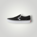NDO Clothing Vans Classic Slip-On Sneaker in Schwarz aus Canvas mit weißer Gummisohle und seitlichem Elastikeinsatz