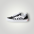 NDO Clothing Vans Knu Skool Sneaker in Schwarz und Weiß mit ikonischem Schachbrettmuster und dicken Schnürsenkeln