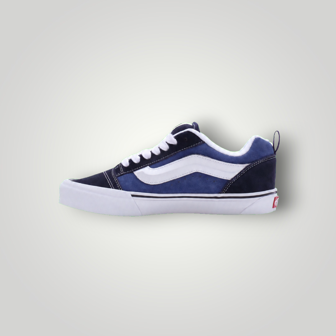 NDO Clothing Vans KNU SKOOL Skateschuh in Navy und Weiß aus Leder und Canvas mit markanter Sohle