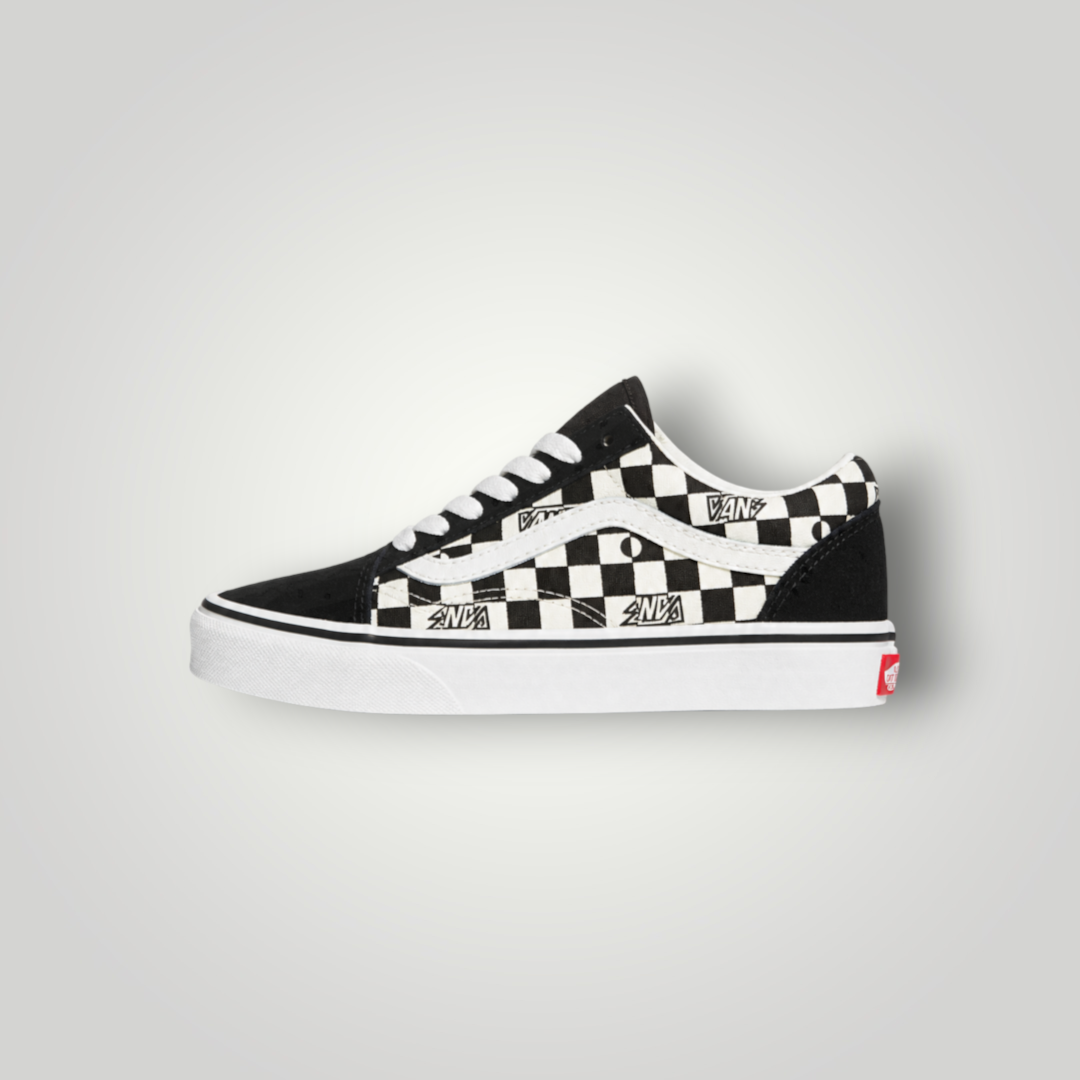 NDO Clothing Vans Old Skool Sneaker in Schwarz-Weiß mit Schachbrettmuster und seitlichem Logo-Detail